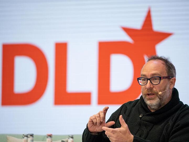 Jimmy Wales, Mitbegründer der Online-Enzyklopädie Wikipedia, zählt bereits fast eine halbe Million Nutzer auf seinem werbefreien Netzwerk.