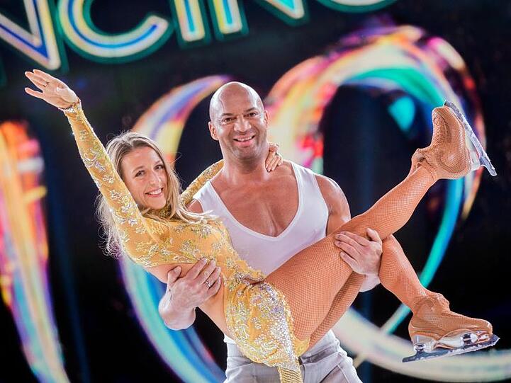 Detlef Soost, Tanz- und Fitnesscoach, und Kat Rybkowski, Eiskunstläuferin, treten bei der neuen SAT.1-Show "Dancing on Ice" auf.