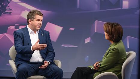Sachsen-Anhalts Ministerpr&auml;sident Sven Schulze lie&szlig; sich in der ARD-Talkshow "Maischberger" nicht von der AfD k&ouml;dern.