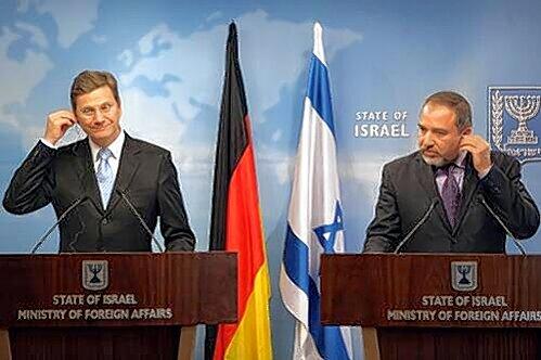 Was hat der gesagt? Guido Westerwelle und sein iraelischer Amtskollege Avigdor Lieberman bei der gemeinsamen Pressekonferenz.