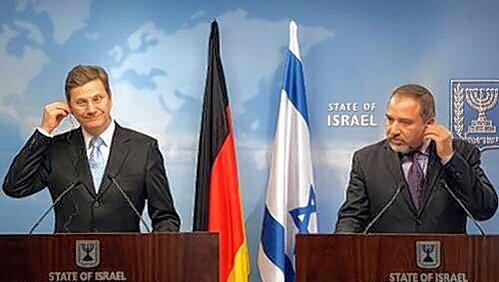 Was hat der gesagt? Guido Westerwelle und sein iraelischer Amtskollege Avigdor Lieberman bei der gemeinsamen Pressekonferenz. Was hat der gesagt? Guido Westerwelle und sein iraelischer Amtskollege Avigdor Lieberman bei der gemeinsamen Pressekonferenz.