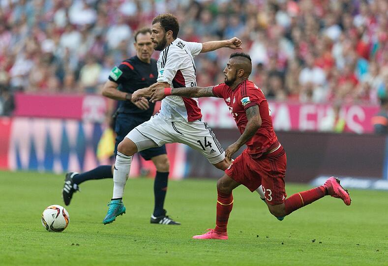 Arturo Vidal, Note 3: Verärgerte Trainer Pep Guardiola in der ersten Halbzeit mehrfach. Das robuste und zum Teil ungestüme Zweikampfverhalten Vidals passte dem Coach nicht. Holte den Strafstoß vor dem 2:0 raus und wollte den auch selbst schießen. Der etatmäßige Elfmeterschütze Thomas Müller behielt aber das letzte Wort. Genauso wie Arjen Robben vor dem 3:0.