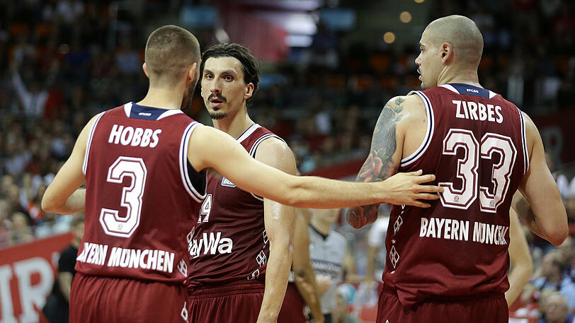 Die Basketballer des FC Bayern haben ihr erstes Spiel in der Finalserie verloren.