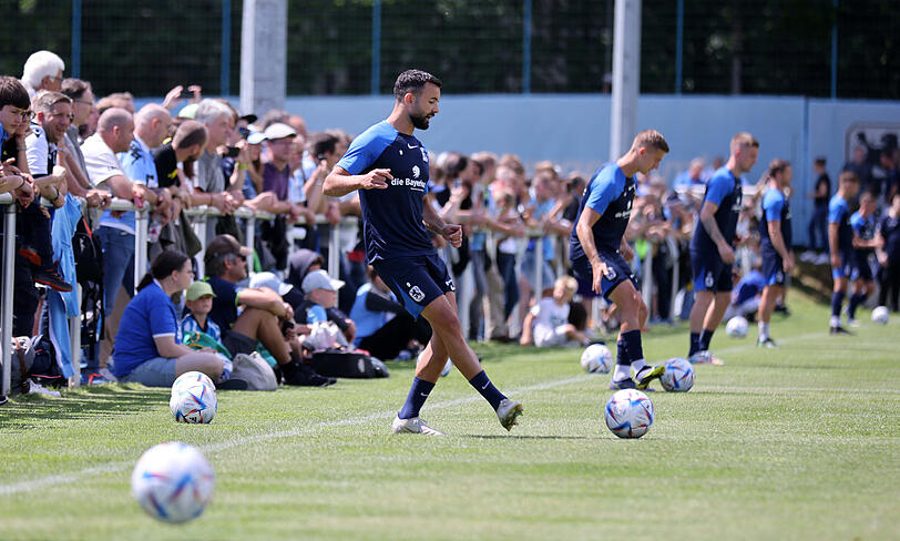 Albion Vrenezi beim Showtraining.