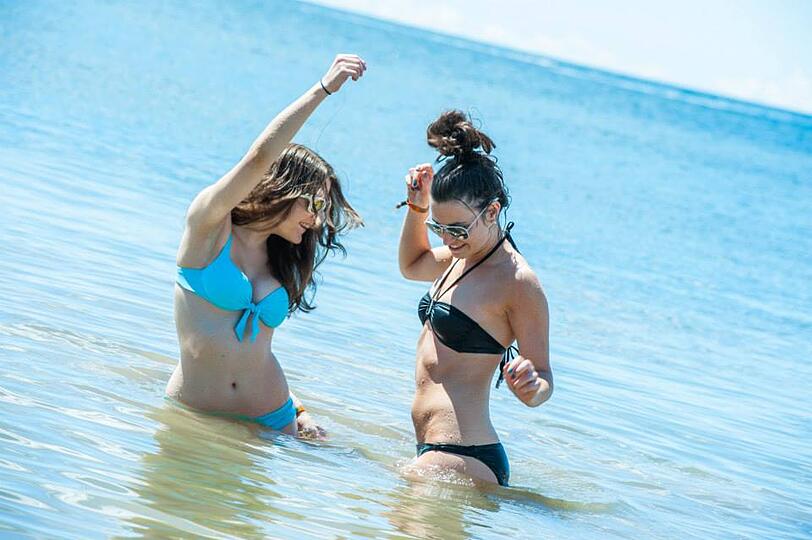 Dirndl und Lederhosen am kroatischen Strand: Bilder von der wilden Springbreak Wiesn-Party zum Durchklicken!
