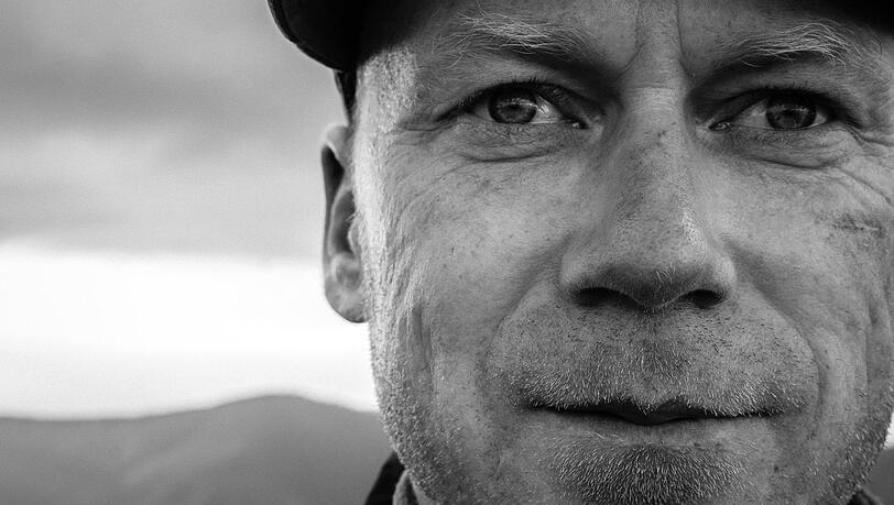 Der Münchner Michael Aichner (45) ist selbständig. Als einer von sieben Freunden ist er Gesellschafter bei Crushed Eyes, einer Video-Produktionsfirma in Pasing.