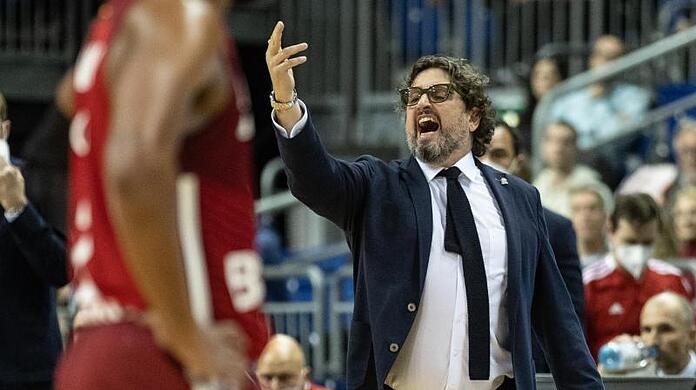 Headcoach Andrea Trinchieri und seine Bayern setzten sich in Bayreuth durch.