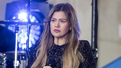 Kelly Clarkson hat ihre Wut &uuml;ber ein Einkaufserlebnis auf X geteilt.