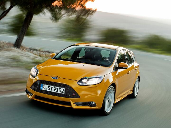 Im August beim Händler: Der neue Ford Focus ST bringt es auf durchaus sportliche 250 PS.