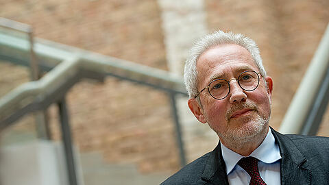Klaus Schrenk tritt in den Ruhestand. Wer wird sein Nachfolger?