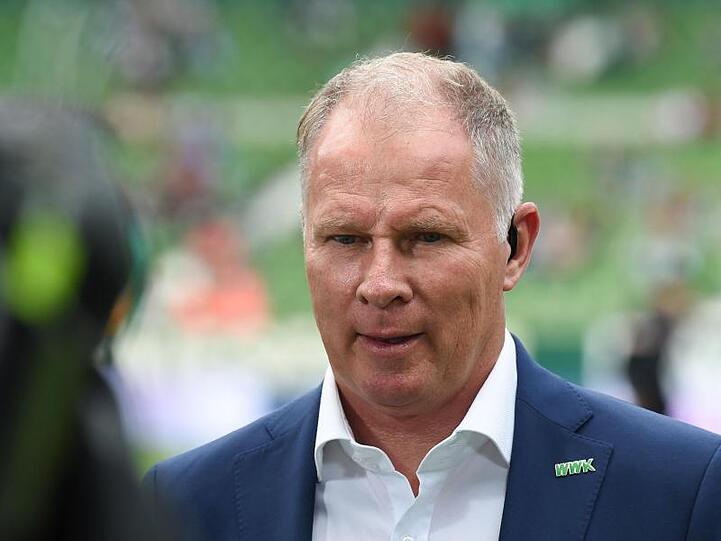 Stefan Reuter, Manager vom FC Augsburg. Foto: Carmen Jaspersen/dpa/Archivbild
