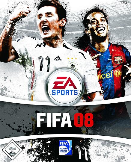 Schon wieder Ronaldinho auf dem Cover. Doch im Vordergrund von "FIFA 08" steht der jubelnde Miroslav Klose. Schon wieder Ronaldinho auf dem Cover. Doch im Vordergrund von "FIFA 08" steht der jubelnde Miroslav Klose.