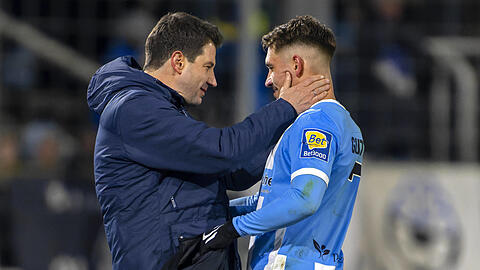Wollen weiter punkten: Coach Argirios Giannikis (l.) und Löwe Julian Guttau.