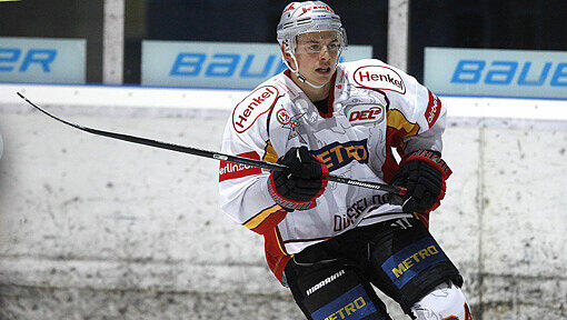 Martin Hinterstocker traf für den EHC. Martin Hinterstocker traf für den EHC.