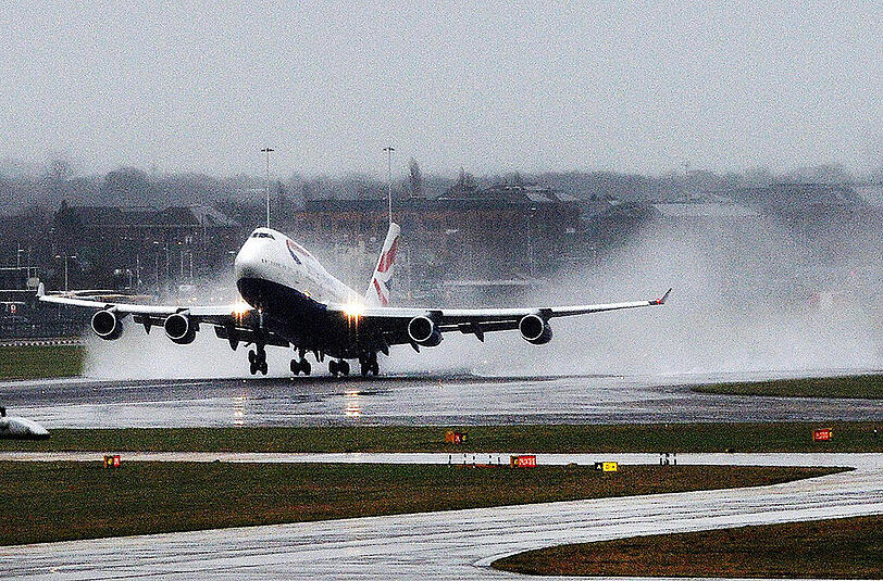Der blinde Passagier ist wohl aus einem British-Airways-Flugzeug gestürzt.