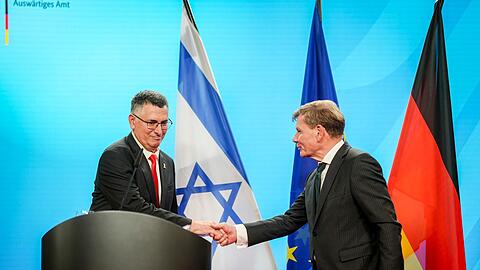 Wadephul (CDU) wird beim Treffen mit seinem israelischen Amtskollegen Gideon Saar deutlich.