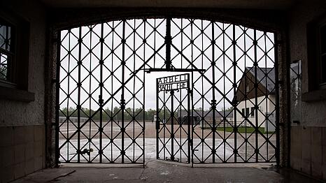 Der Freistaat &uuml;bernimmt laut Kabinettsbeschluss die Kosten f&uuml;r die notwendige Altlastensanierung sowie erste Ma&szlig;nahmen zur erinnerungskulturellen Erschlie&szlig;ung.  (Archivbild)
