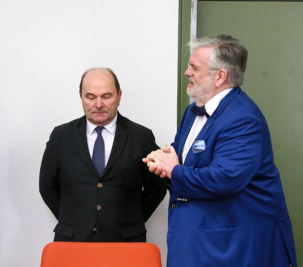 Mehr Bilder vom Steuerprozess gegen Wiesn-Wirt Sepp Krätz.