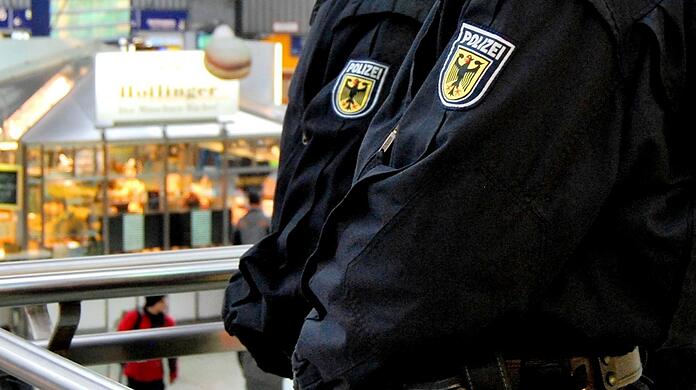 Die Bundespolizisten erwischte einen Dieb in der "Genusswelt Rubenbauer" am Hauptbahnhof. (Symbolbild)