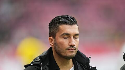 Borussia Dortmunds Trainer Nuri Sahin steht nach der vierten Saison-Niederlage unter Druck.