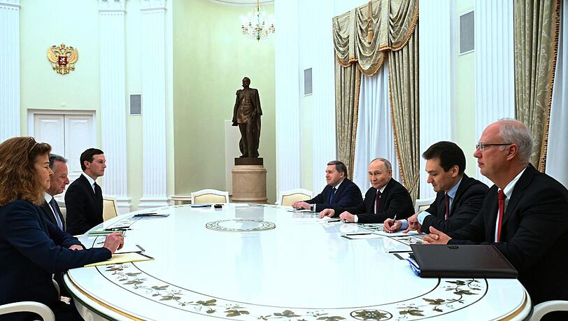 Entscheidende Gespr&auml;che? Putin empf&auml;ngt den US-Gesandten