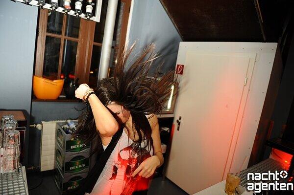 Einer von zwei Pflichtterminen für diejenigen, die auch am Dienstag nicht auf die Party verzichten wollen: das "Dienstags Clubbing" im 8 Seasons. Mehr Bilder unter: www.nachtagenten.de