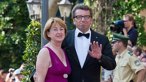 Der zurückgetretene CSU-Fraktionschef Gerhard Schmid und Ehefrau Gertrud 2010 in Bayreuth.