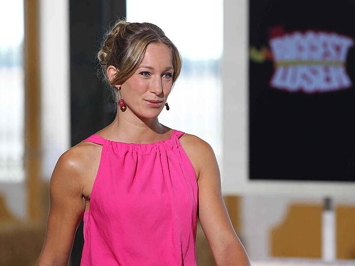 Profi-Kickboxerin Christine Theiss ist in der neuen Staffel "The Biggest Loser" wieder dabei, sie wird sich in Zukunft ihre Karriere als Moderatorin forcieren.