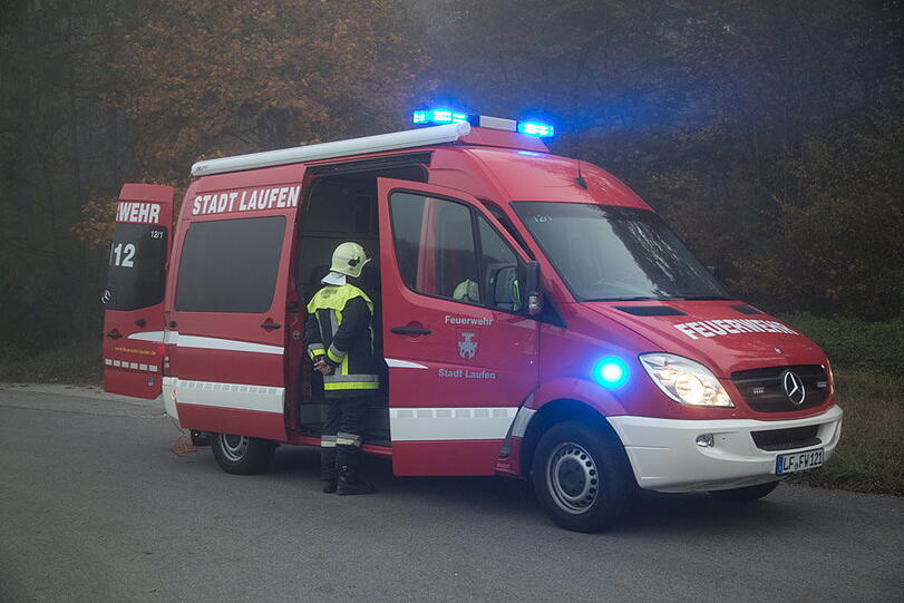 Schwerer Unfall im Morgennebel auf der B20 - die Bilder von der Bergung
