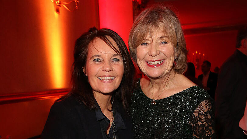 Regisseurin Caroline Link (li.) mit Jutta Speidel.