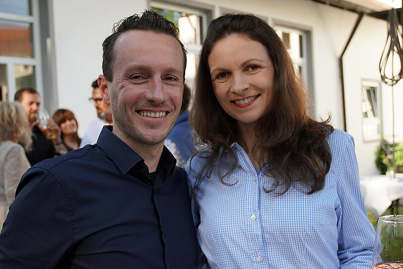 Kieferorthopädin Dr. Julia Cichon und Josef Weiß.