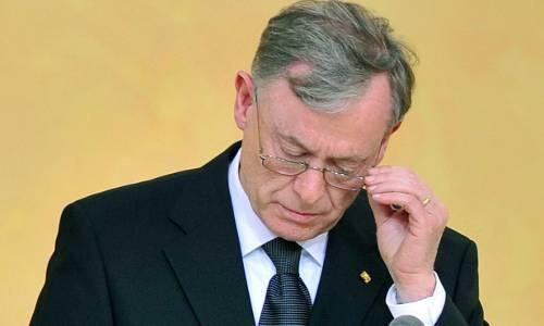 Da kamen dem Bundespräsidenten die Tränen: Horst Köhler bei seiner Trauerrede.