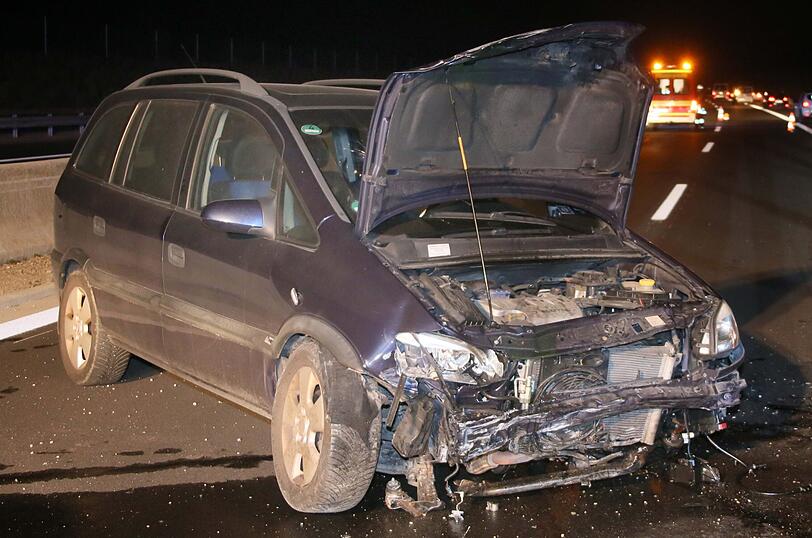 Der Van erlitt bei dem Unfall auf der A94 einen Totalschaden.