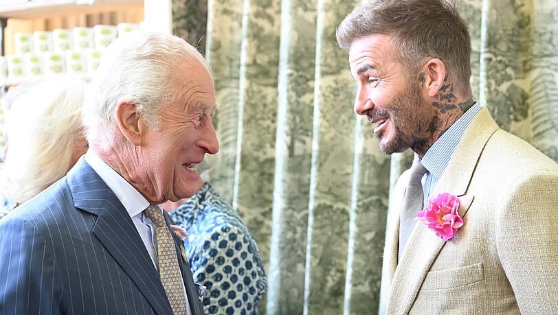 Plaudern sie hier schon über den Ritterschlag? König Charles und David Beckham im Mai bei einem gemeinsamen Auftritt.