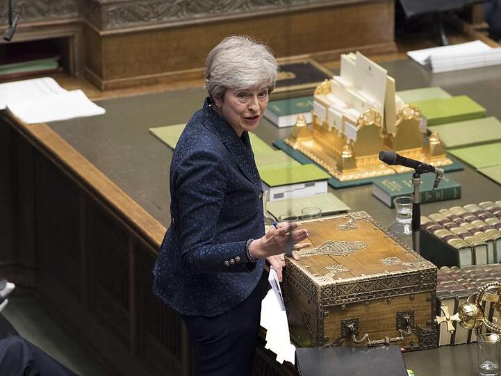 Die britische Premierministerin Theresa May spricht im Unterhaus. Die Abgeordneten debattierten über den Austritt Großbritanniens aus der EU.
