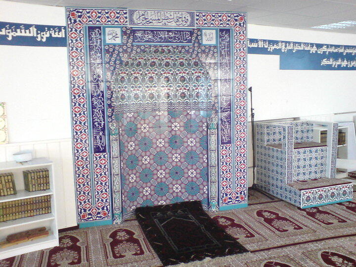 Das Zentrum der Exil-Afghanen in Bayern in der Neumarkter Straße: So sieht es im Inneren der Moschee aus.