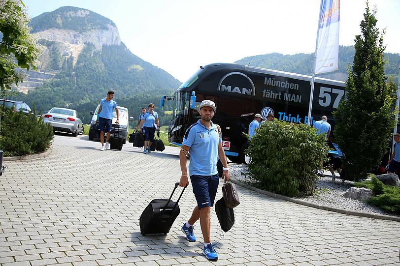 Der TSV 1860 München ist im Trainingslager in Bad Häring angekommen - die ersten Bilder aus Österreich.