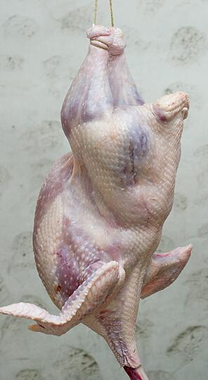 P wie Pute: Kalorienbewusste bevorzugen Geflügel statt Schwein auf dem Rost.