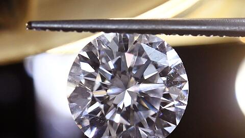 Geschliffen funkeln Diamanten. (Archivbild)