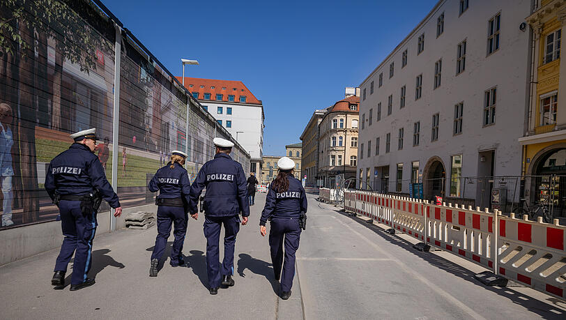 Polizisten sind häufiger Opfer von verbaler und körperlicher Gewalt als früher. (Symbolbild)