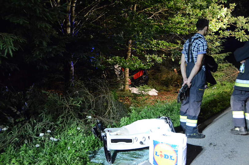 Tödlicher Unfall bei Mühldorf am Inn - die Bilder