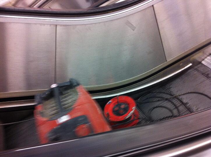 ... vom Fuß der Treppe...