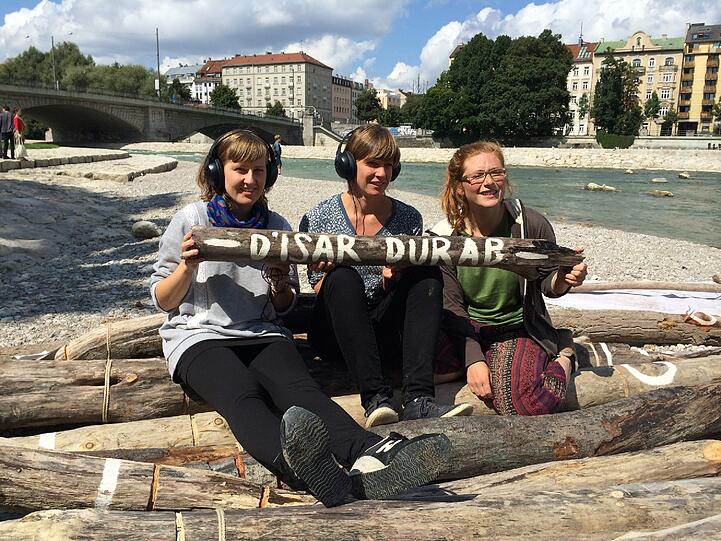 ... geht's zum Isarfloß mit Kopfhörern?