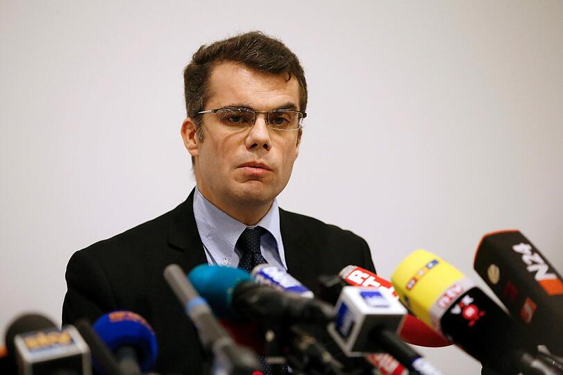 Der Geschäftsführer des Universitätsklinik in Grenoble, Marc Penaud, auf der Pressekonferenz zum Gesundheitszustand von Michael Schumacher.