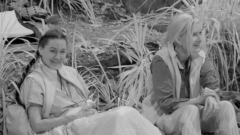 In Mirja du Mont hat Simone Ballack im Dschungelcamp eine echte Freundin.