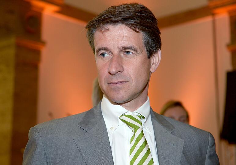 Familie Stefan Quandt; 18 Mrd. Euro Unternehmen: BMW AG, Delton AG (Management-Holding)