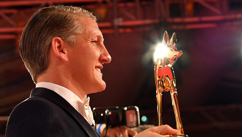 Bastian Schweinsteiger bekam den "Ehrenpreis der Jury" . Bastian Schweinsteiger bekam den "Ehrenpreis der Jury" .