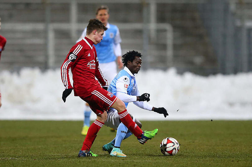 Der TSV 1860 testete am 3. Februar 2015 gegen die SpVgg Unterhaching im Grünwalder Stadion. Die Löwen gewannen 2:1 (1:0).