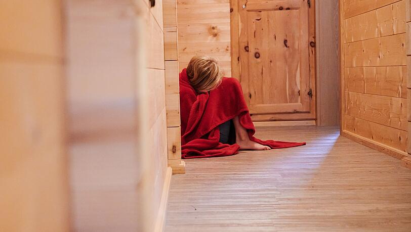 Eine LMU-Studie soll Vorw&uuml;rfe sexualisierter Gewalt in einem evangelischen Kinderheim in Willmars wissenschaftlich aufarbeiten. (Symbolbild)