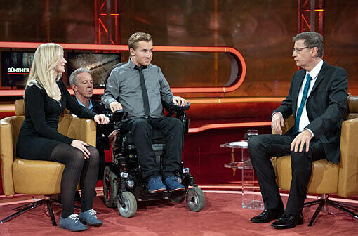 Samuel Koch war am Sonntag mit seiner Schwester Rebecca und Vatetr Christoph zu Gast bei Günther Jauch.